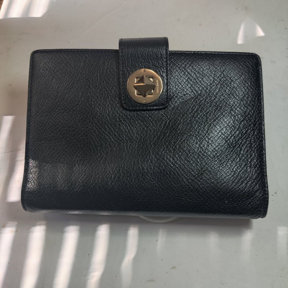 Kate Spade, Black Leather, Personal Size 6 ring planner with Gold Accents.